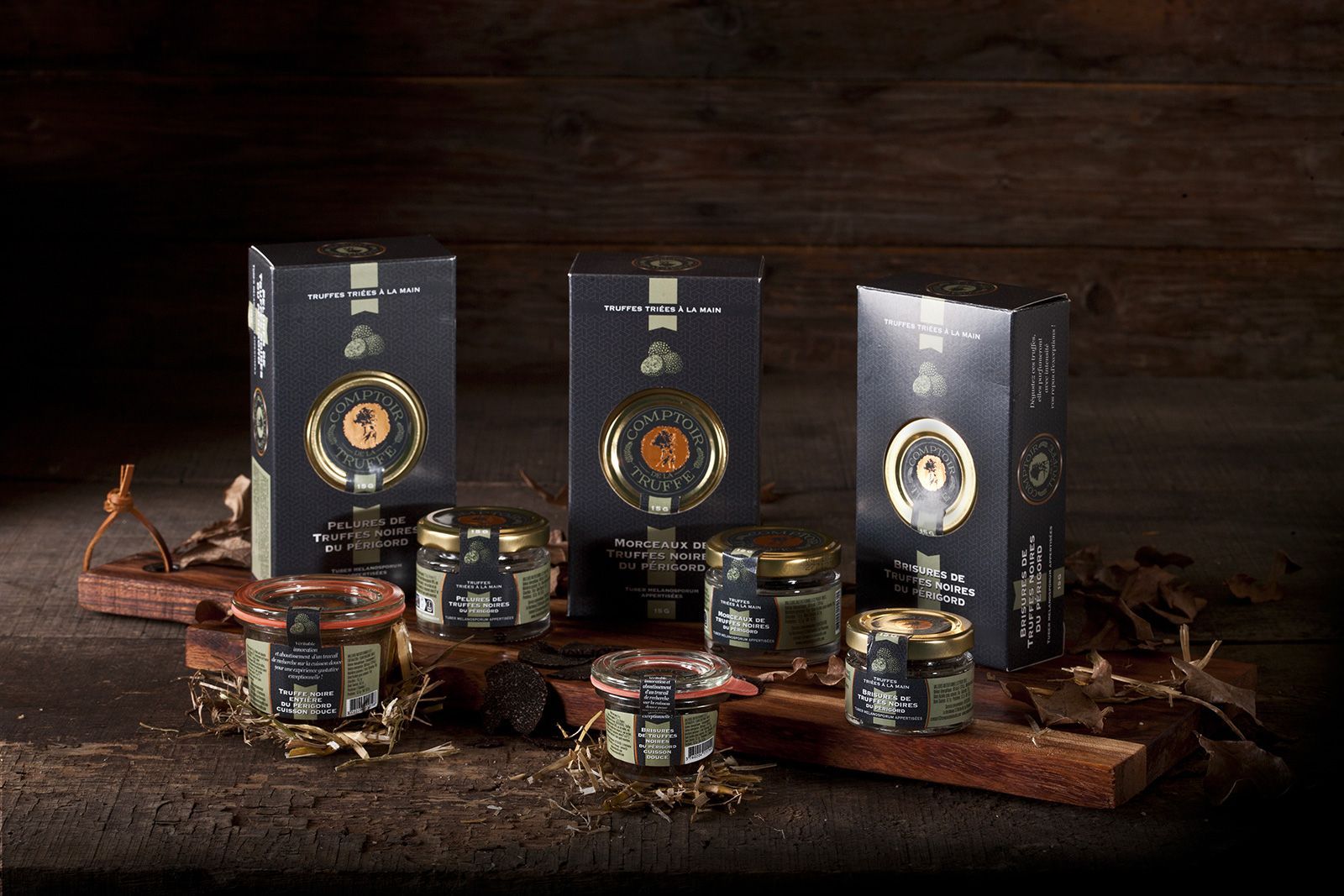 Coffrets conserves de truffes du Comptoir de la truffe et du champignon.
