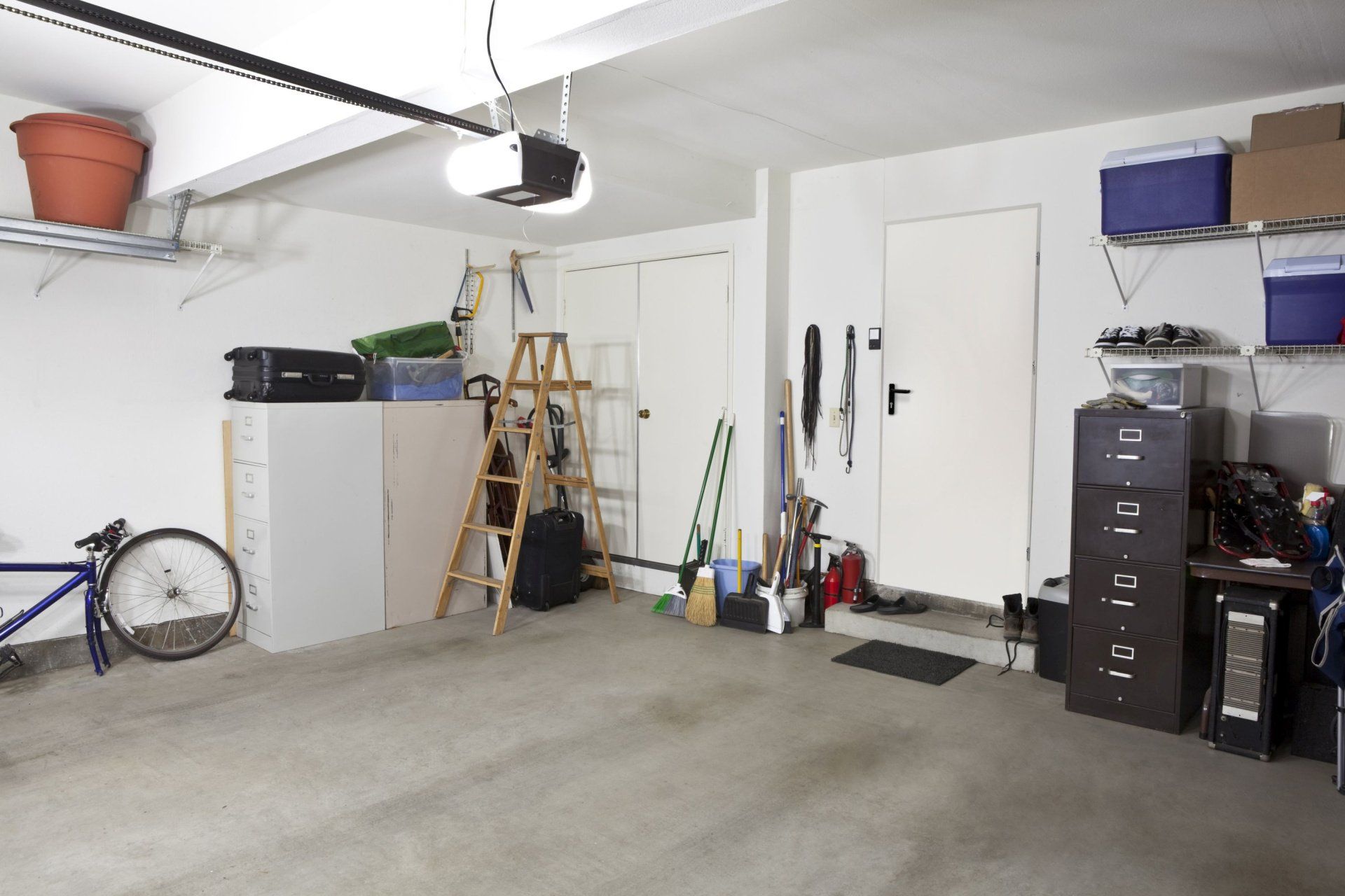 Everything You Need to Know About Painting Your Garage