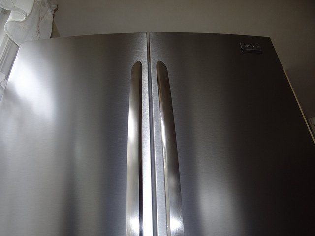 Paint A Refrigerator With Liquid Stainless Steel