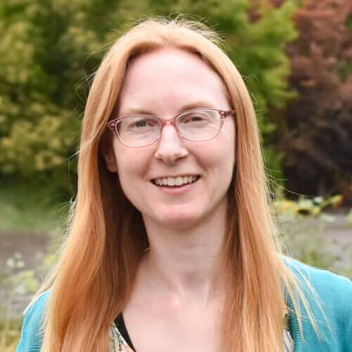 Smiling profile image of Angela Ellison, a small business owner