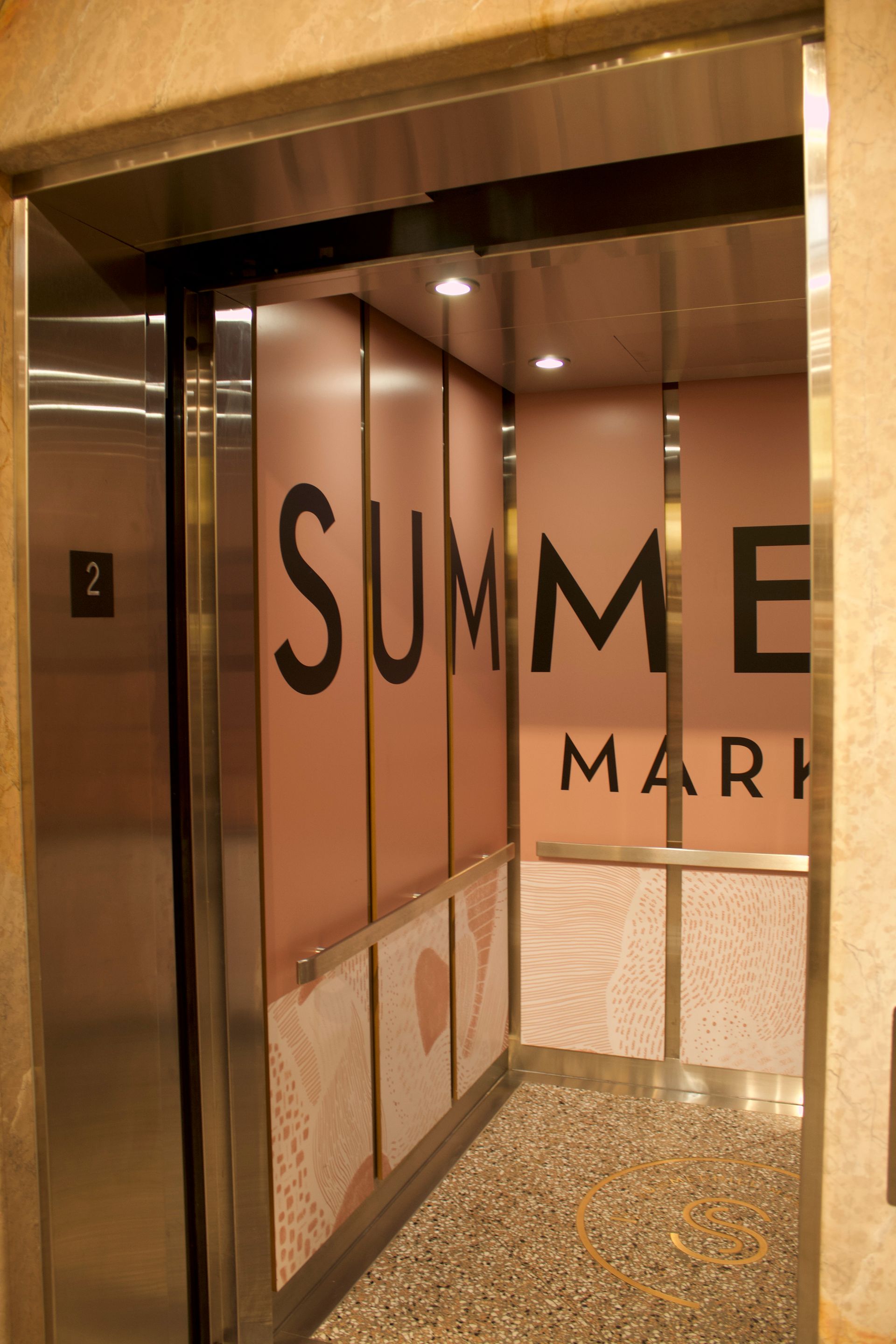 Industrial elevator Ottawa | Material Elevator Ottawa