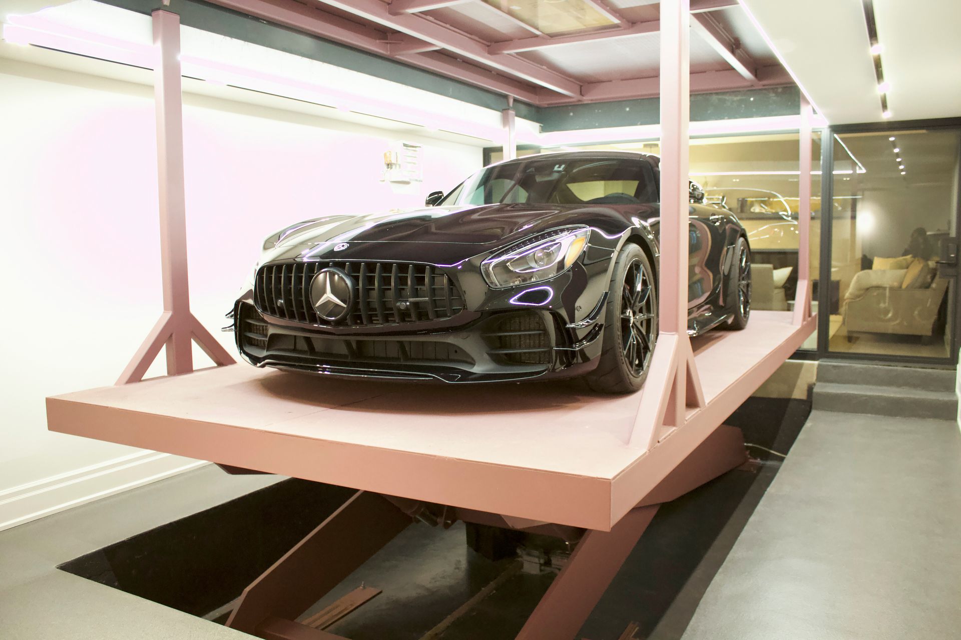 Elevator Manufacturing Canada | Elevator Maintenance Canada