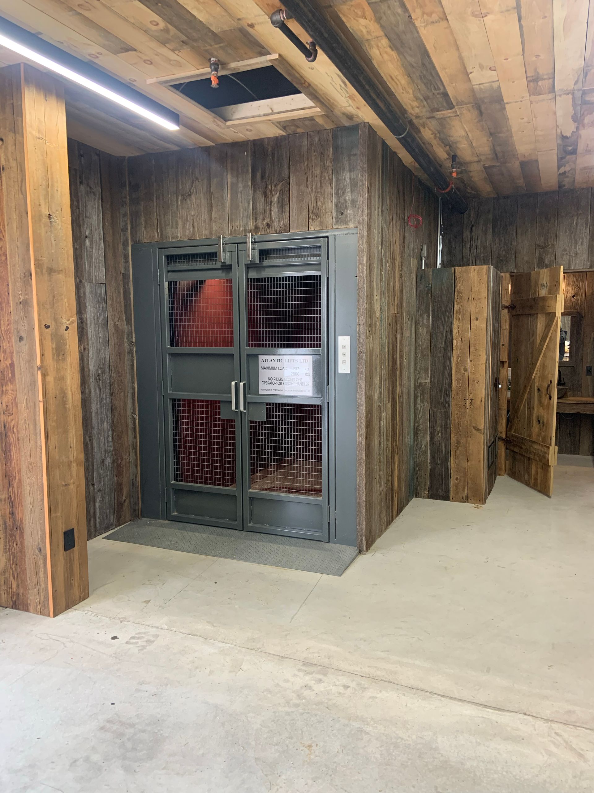 Industrial Lift Etobicoke | Car lift Etobicoke