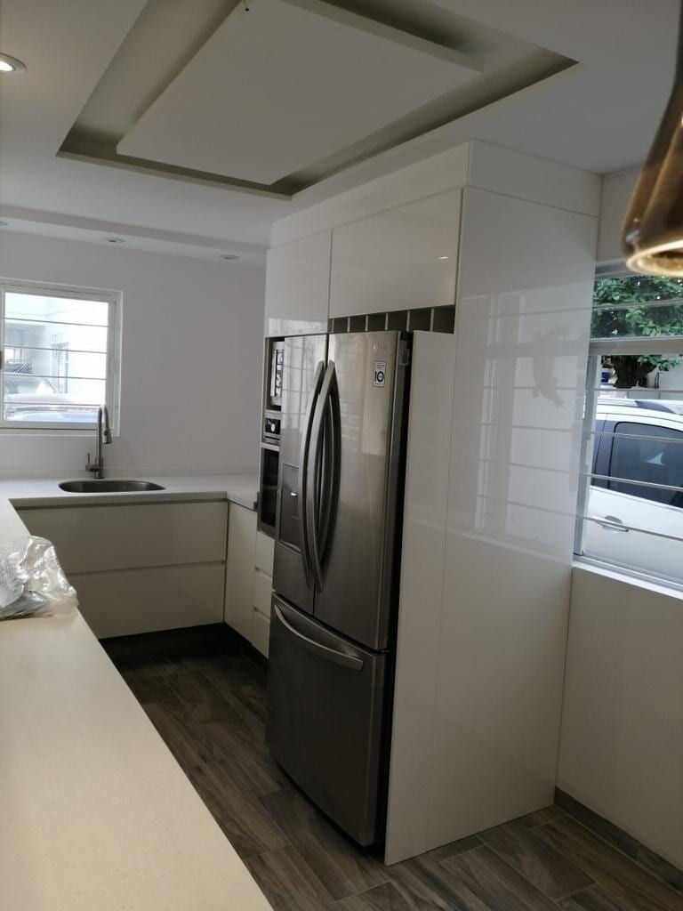 COMERCIALIZADORA DE COCINAS INTEGRALES Y CLÓSET