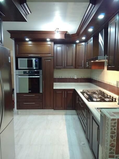 COMERCIALIZADORA DE COCINAS INTEGRALES Y CLÓSET