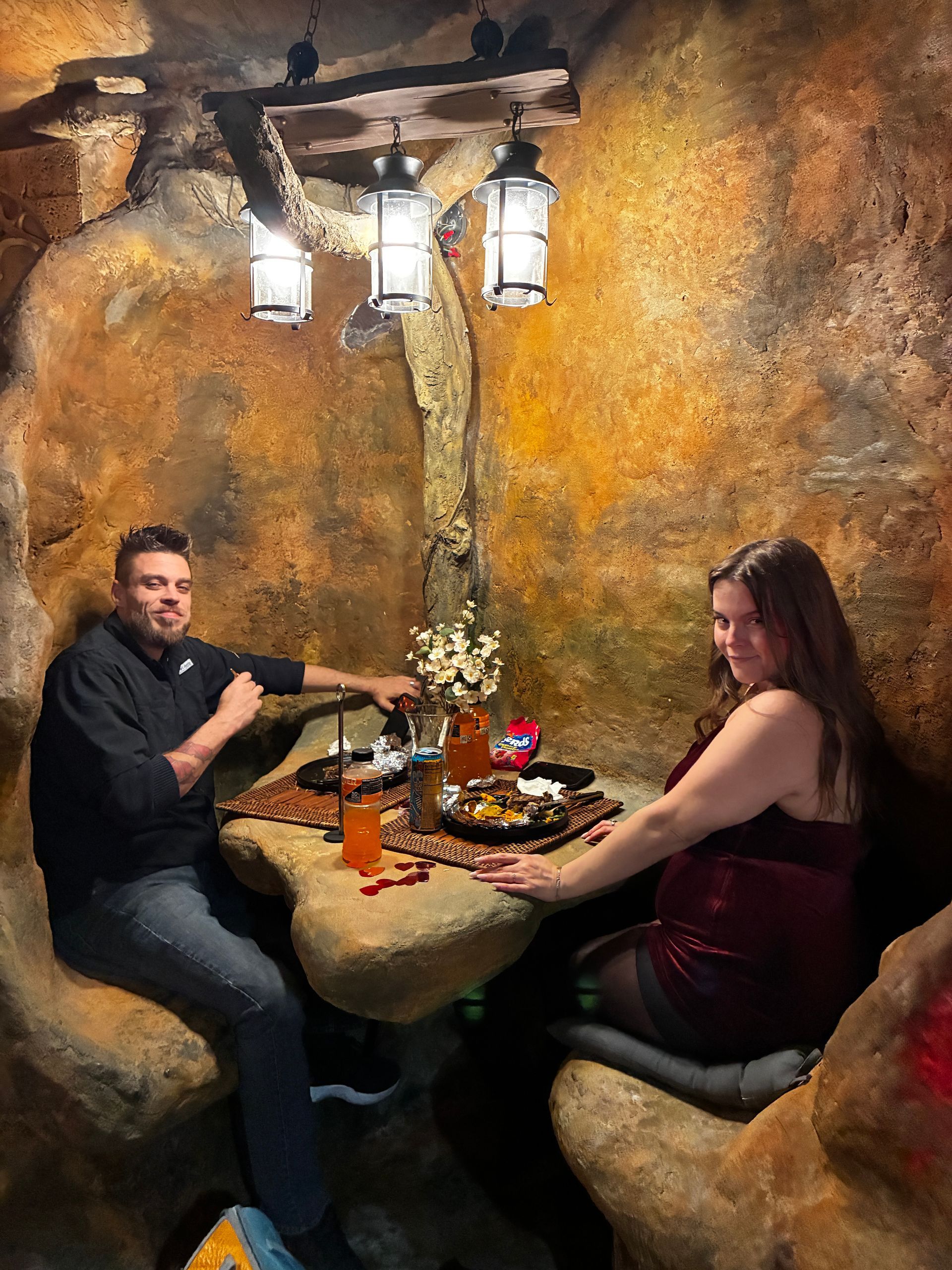 couple cave dining florida