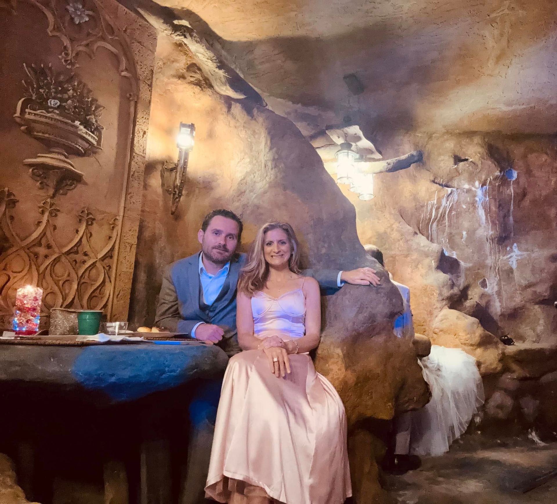 couple in the cave at shape of water wedding