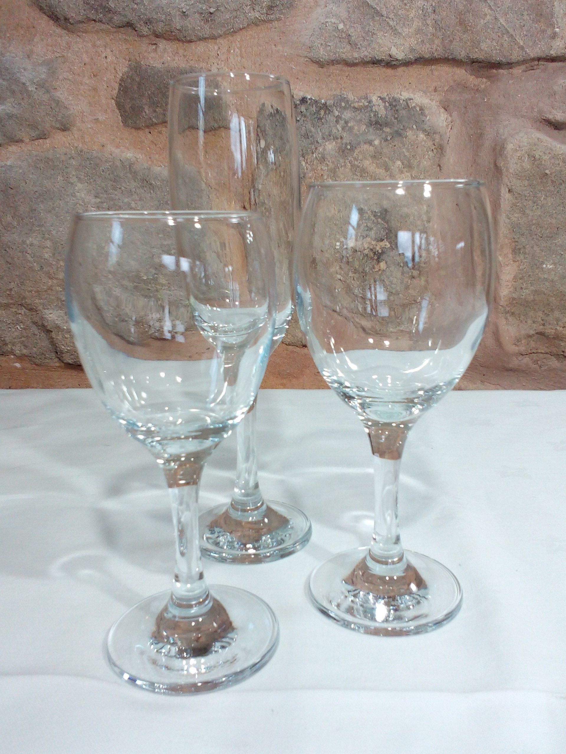 Imperial and Flute wine glass hire, Return Clean or Dirty Option Available