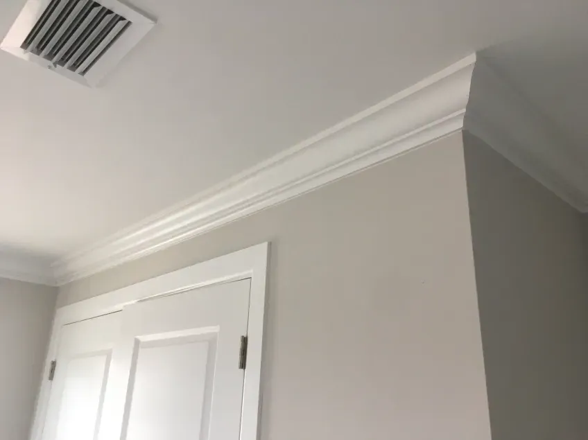 An interior molding decoration in Lighthouse Point, FL with Carpentry Squad