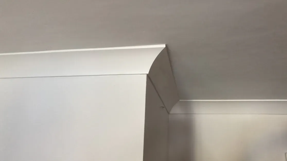 An interior molding installaton in Lighthouse Point, FL with Carpentry Squad