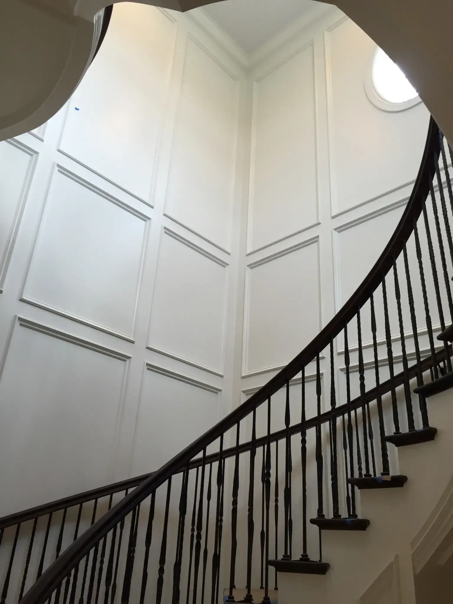 An interior molding decoration in Lighthouse Point, FL with Carpentry Squad