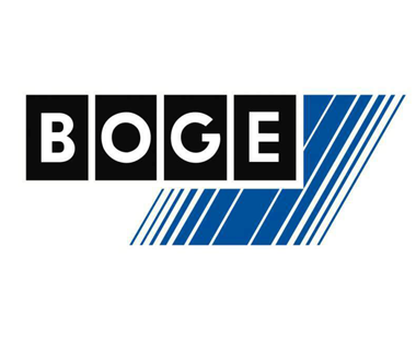 Logo BOGE con lettere nere in quadrati e un disegno a strisce blu.
