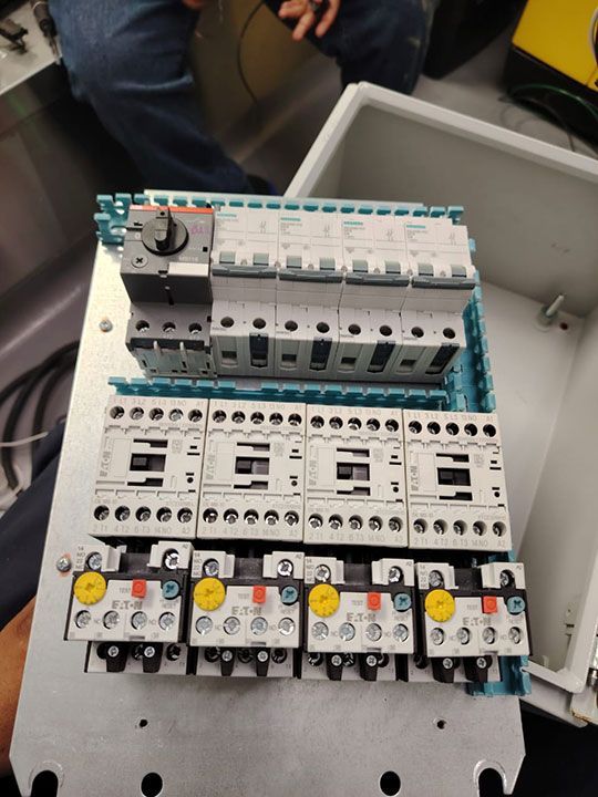 GRUPO KYA PLOMERÍA Y ELECTRICIDAD