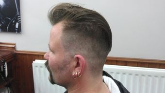 men's hair styling