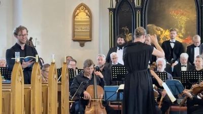 Hör Philip sjunga ur Skapelsen Philip sjunger recitativ och aria ur Haydns Skapelsen