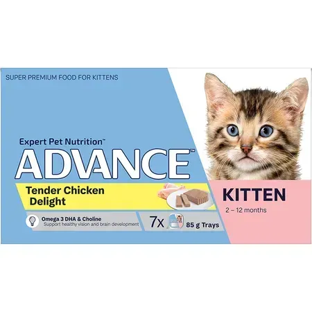 Box of Advance kitten food, "Tender Chicken Delight". Features a tabby kitten and text indicating food for kittens 2-12 months.
