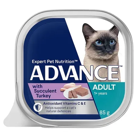 Cat food container, Advance brand, with a Siamese cat. Features "Succulent Turkey" and "Adult 1+ years." Contains 85g.