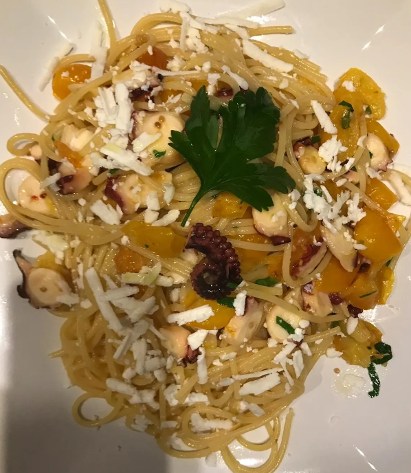 ravioli pomodoro e basilico