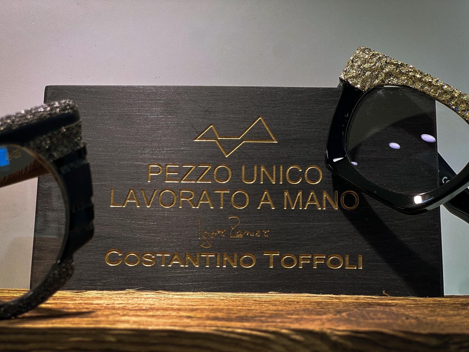 occhiali fatti a mano