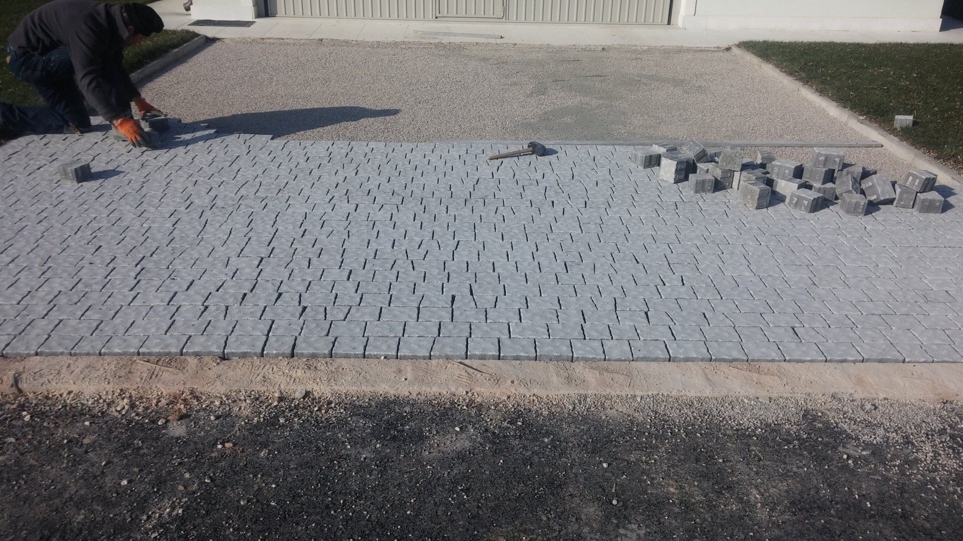 realizzazione di un pavimento esterno