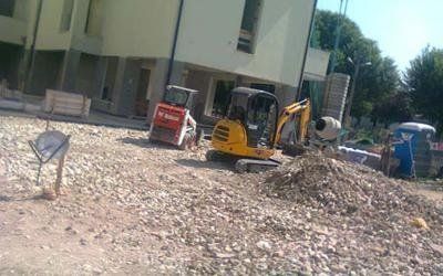 intervento di scavo e preparazione fondi