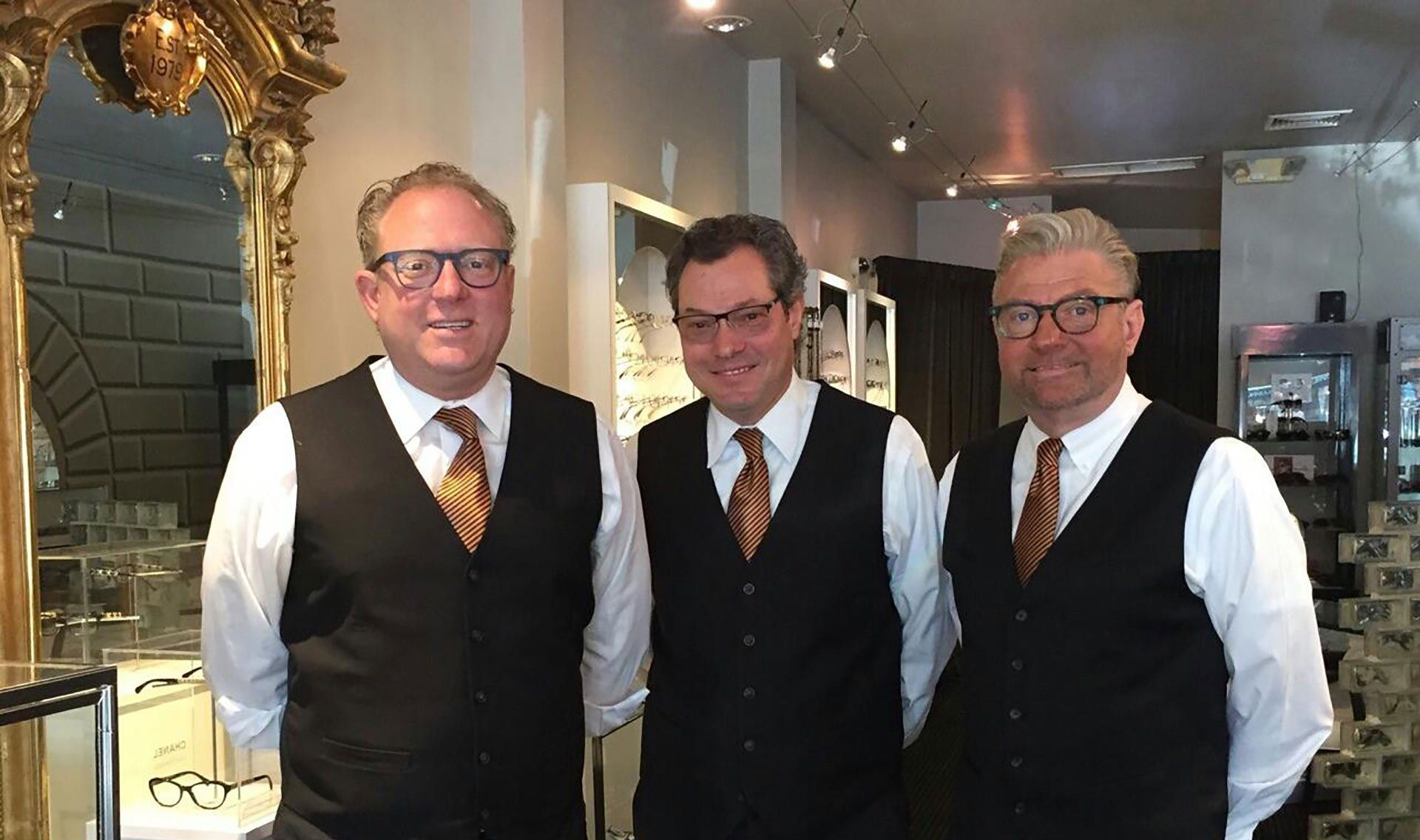 Central Optica - Staff