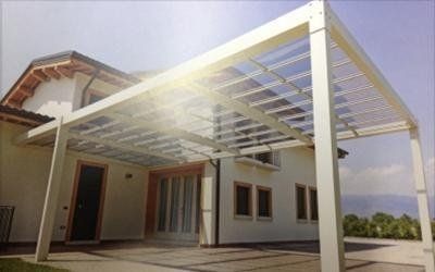 Pergola bianca