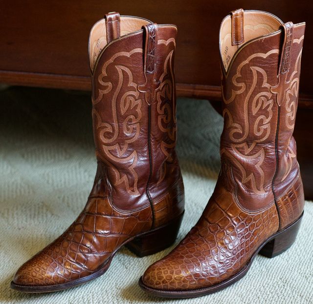 lucchese shoes