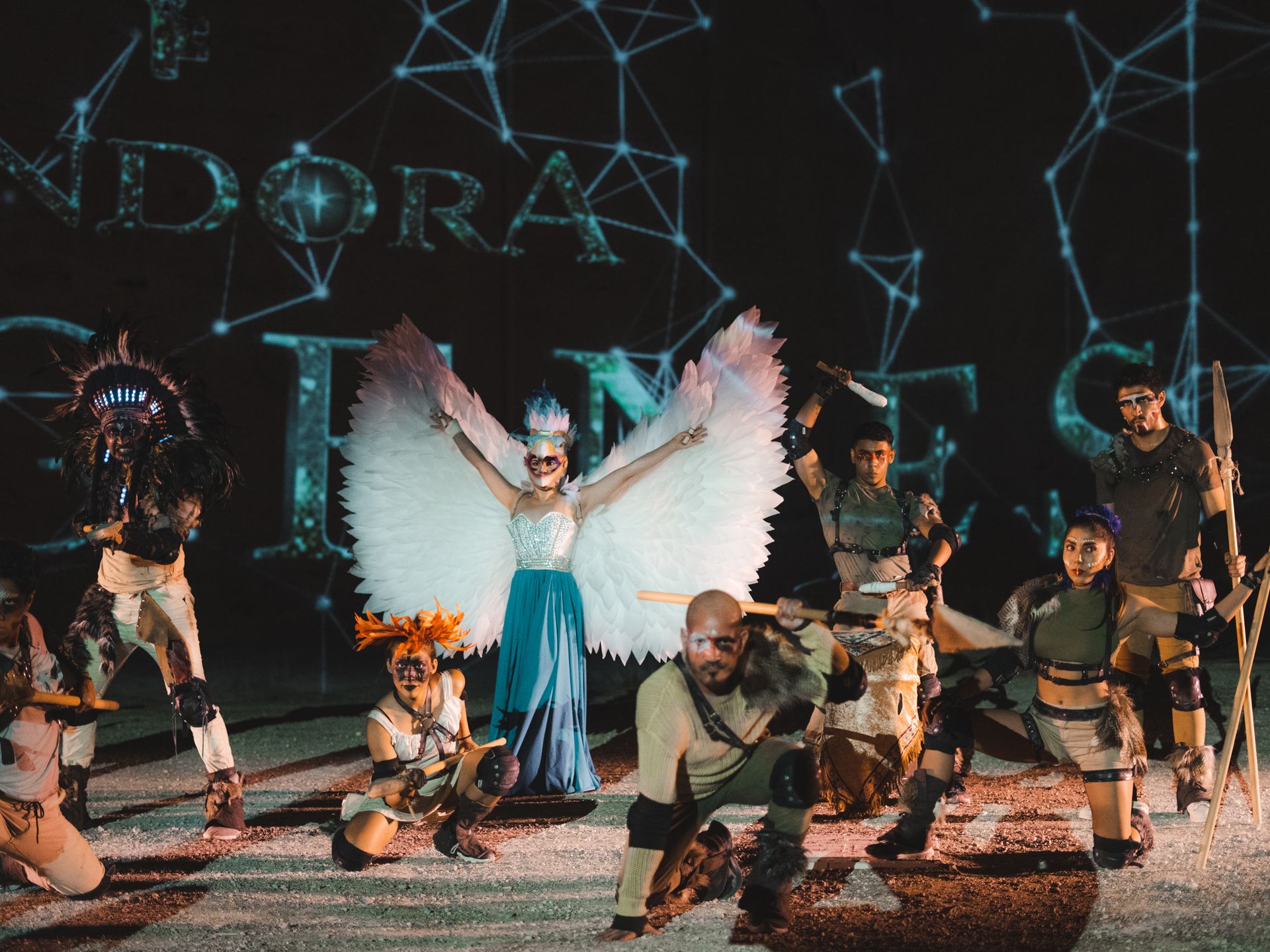 A logo for a hotel called hotel plaza cuatro cienegas.