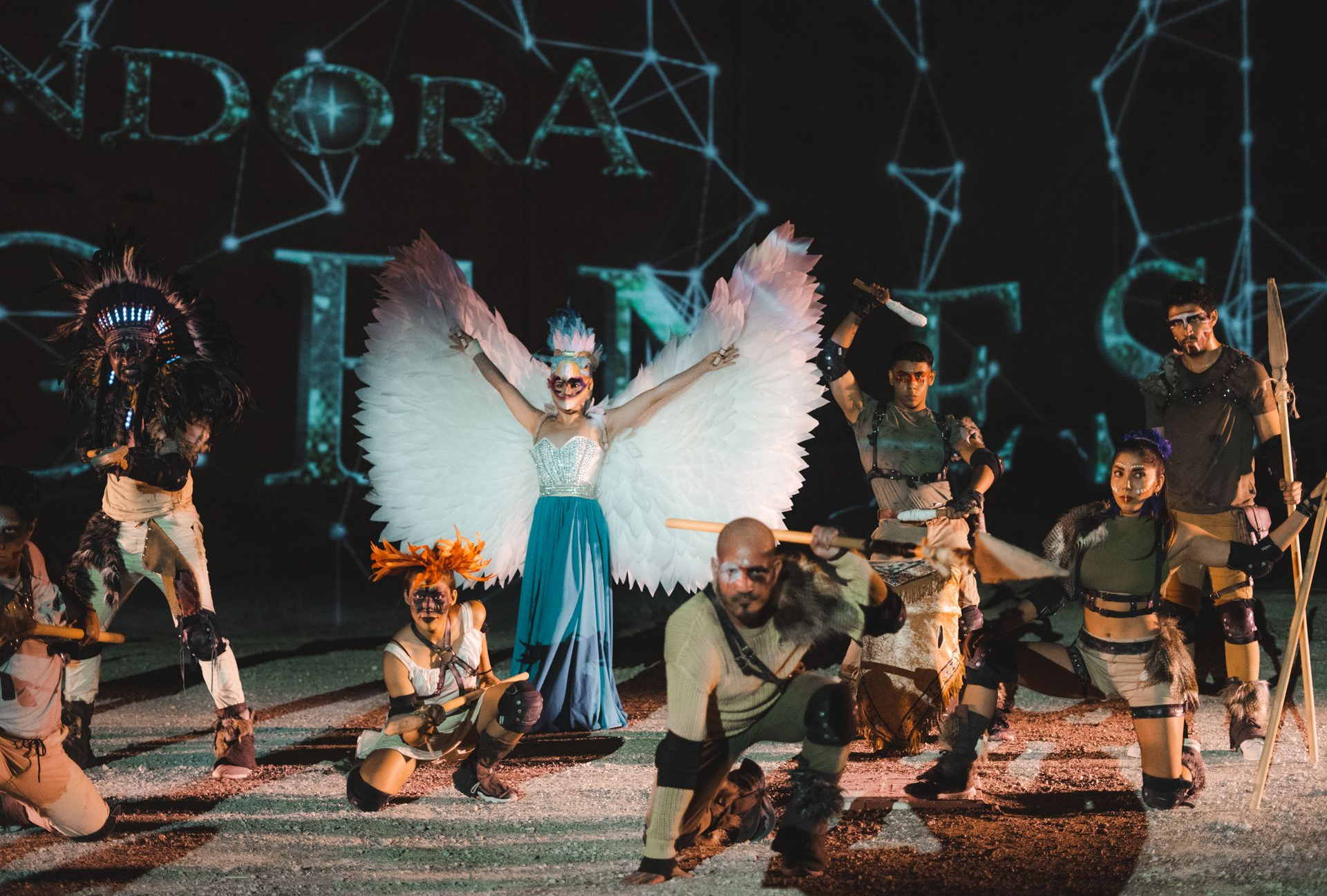 A logo for a hotel called hotel plaza cuatro cienegas.