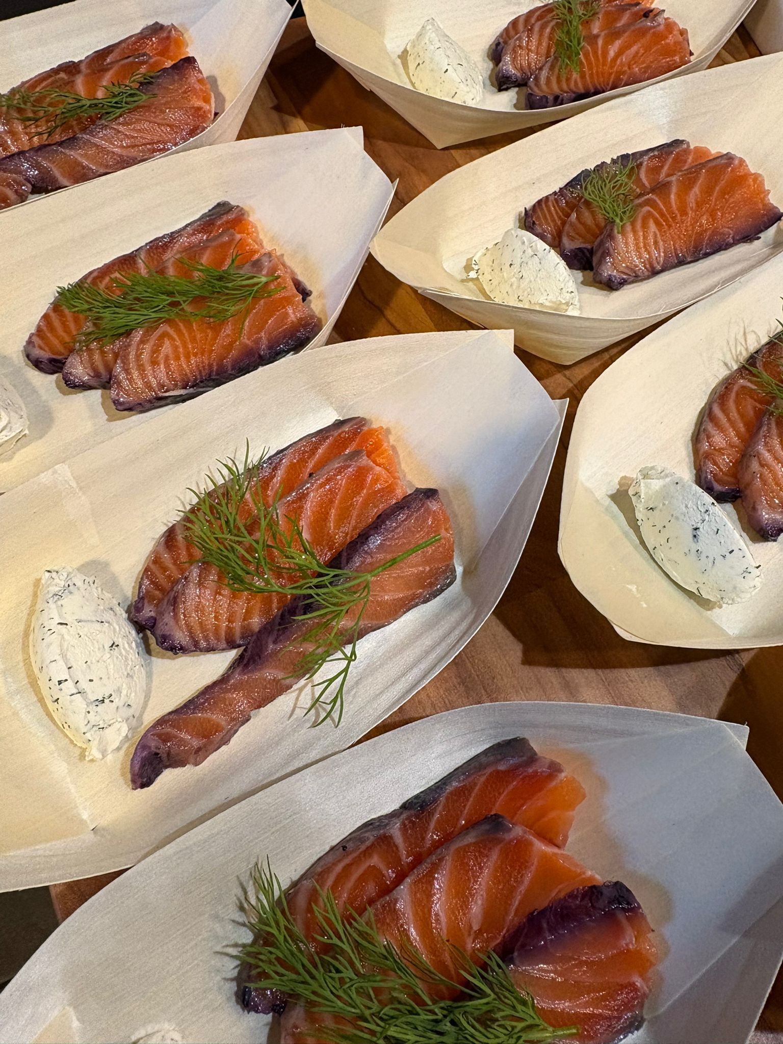 Saumon fumé aneth et crème citronnée