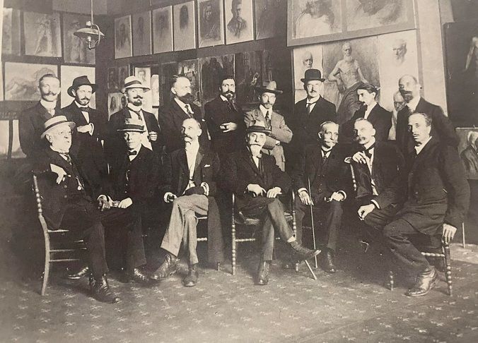 Teachers of the art academy octobre 1918