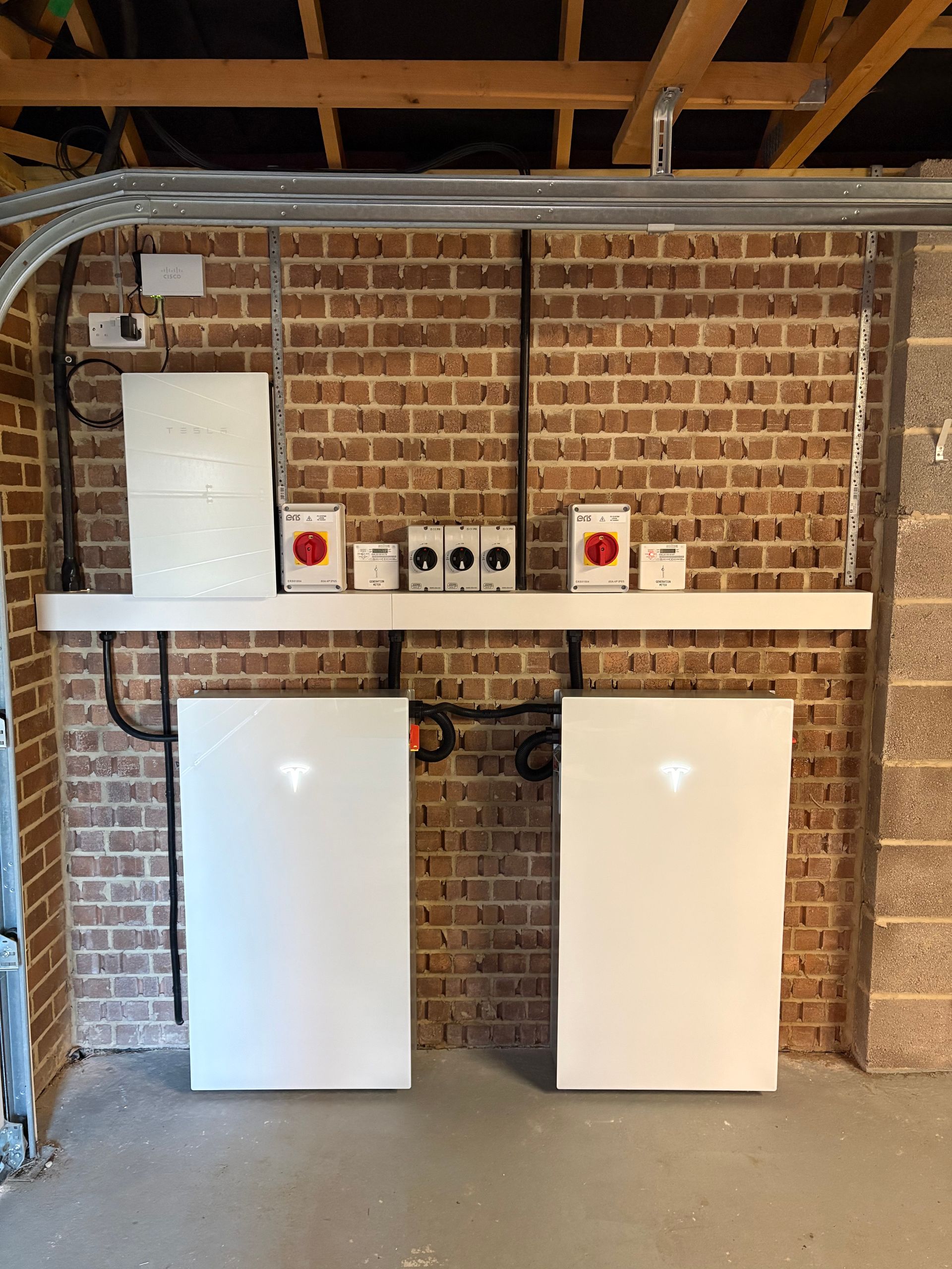 We installed this customer’s first Tesla Powerwall 3 and solar system back in September.
They’ve now taken advantage of Tesla’s rebate and added a second Powerwall 3, increasing storage and maximising savings.
Paired with Octopus Intelligent Flux, the system now intelligently charges, exports, and provides greater energy independence.
If you’re considering solar or battery storage, get in touch to see what’s possible for your home.