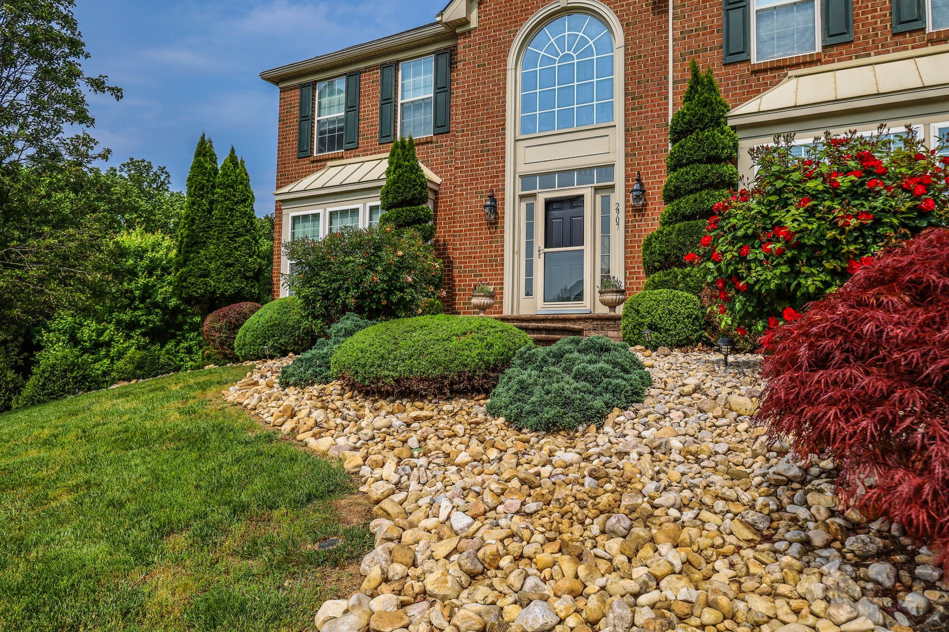 Landscaping with rocks installation in Delaware