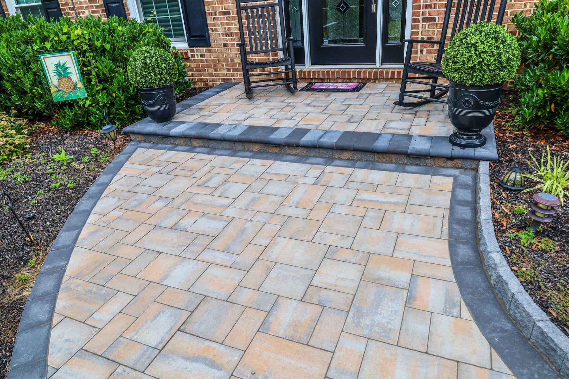 Toffee Onyx Lite with Coal pavers