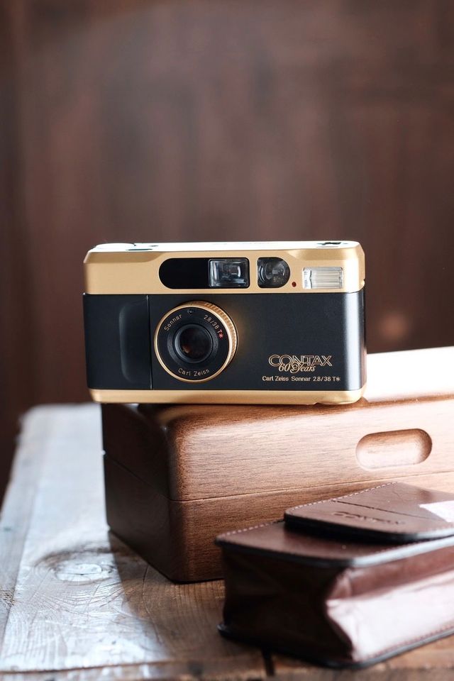 アルプスカメラ レア CONTAX コンタックス T2 Limited Black アルプスカメラ レア CONTAX コンタックス T2 Limited Black