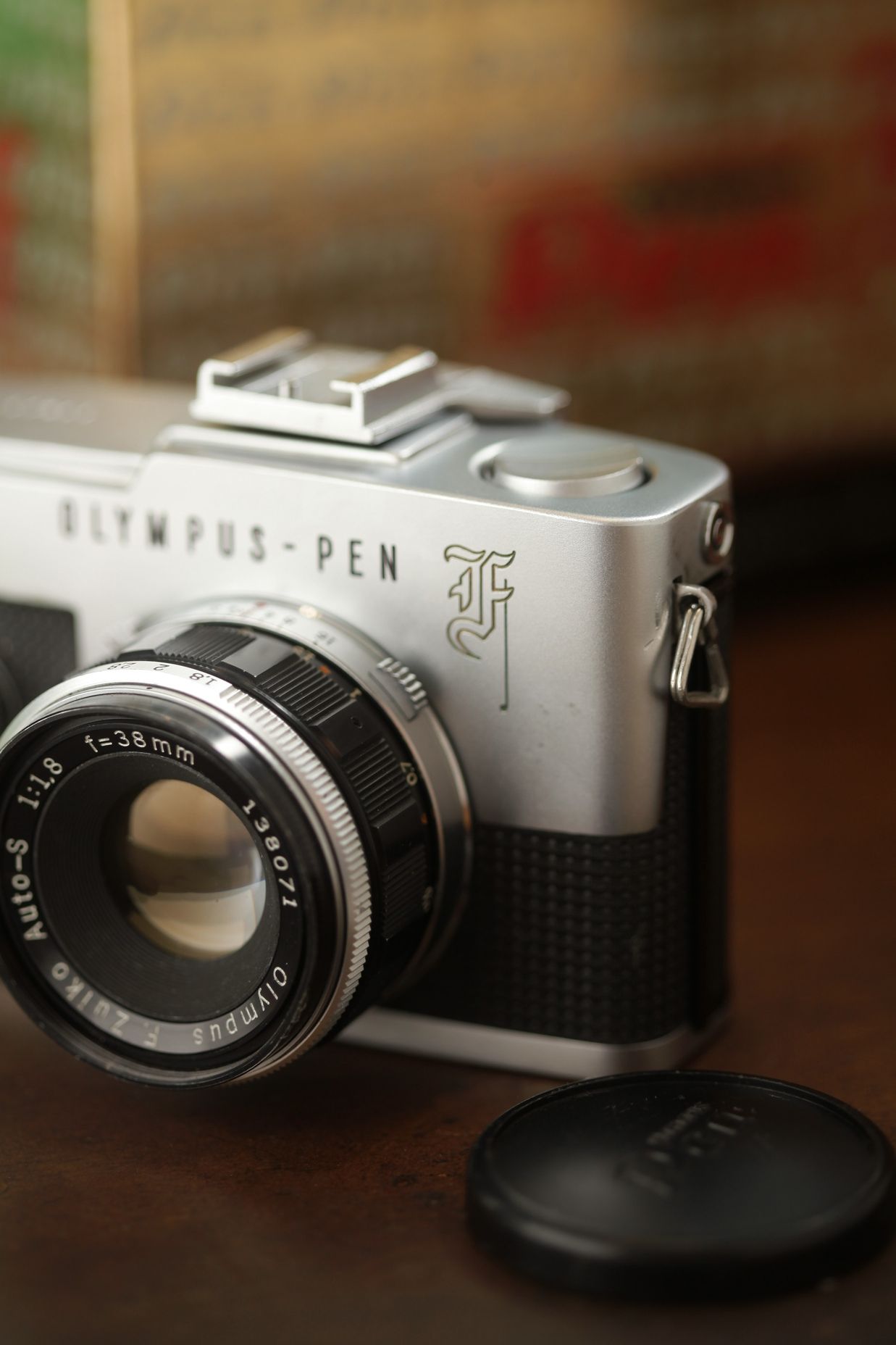 OLYMPUS PEN F