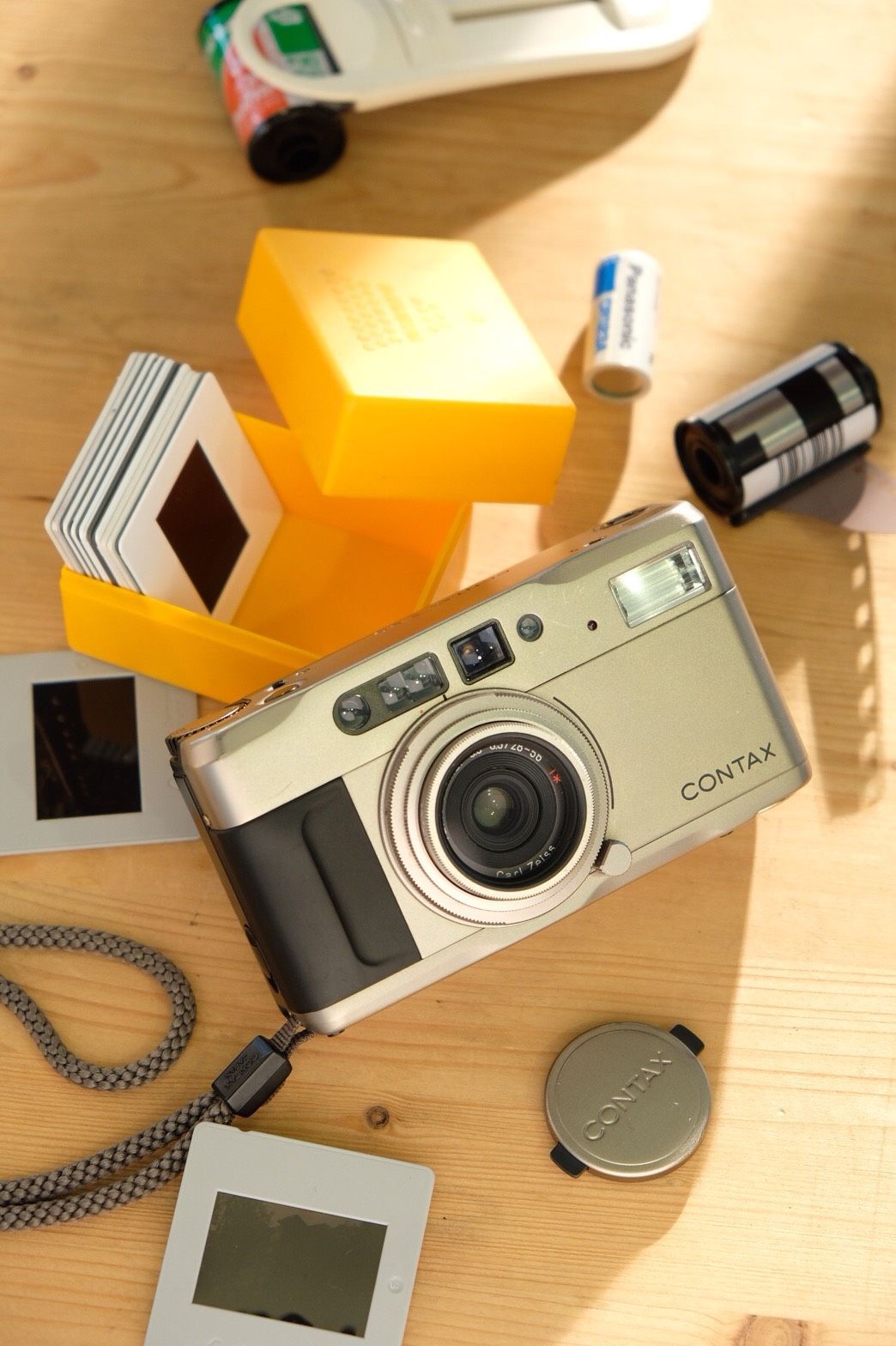 CONTAX TVS