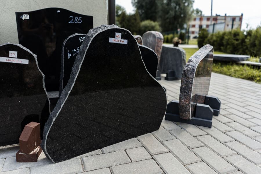 Kapu vietu labiekārtošana | R.K Ritums