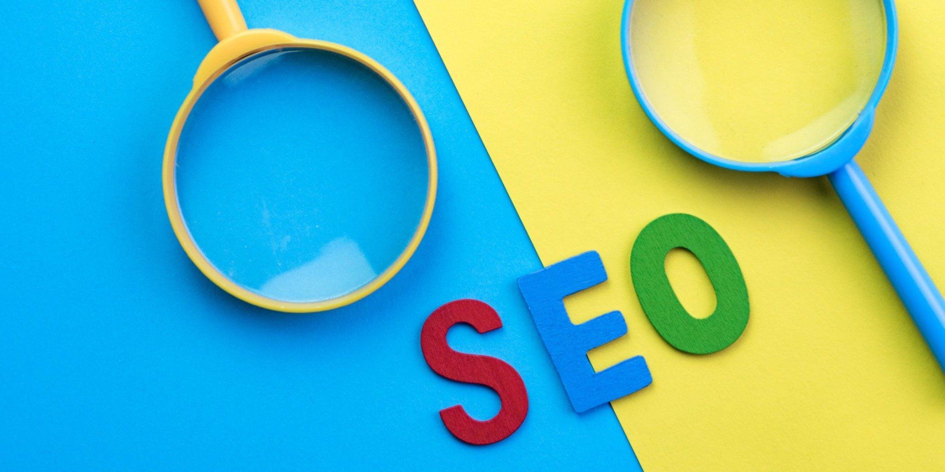 magnifying glass SEO audit for recruitment business