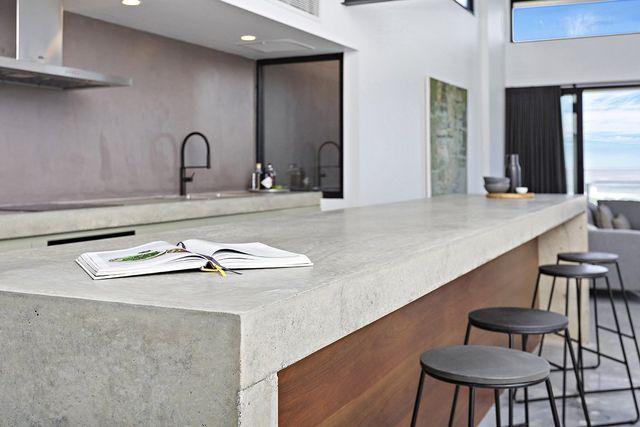 breakfast bar up close