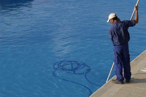 Pool Cleaner — Cleaner Cleaning the Pool in Gainesville, FL