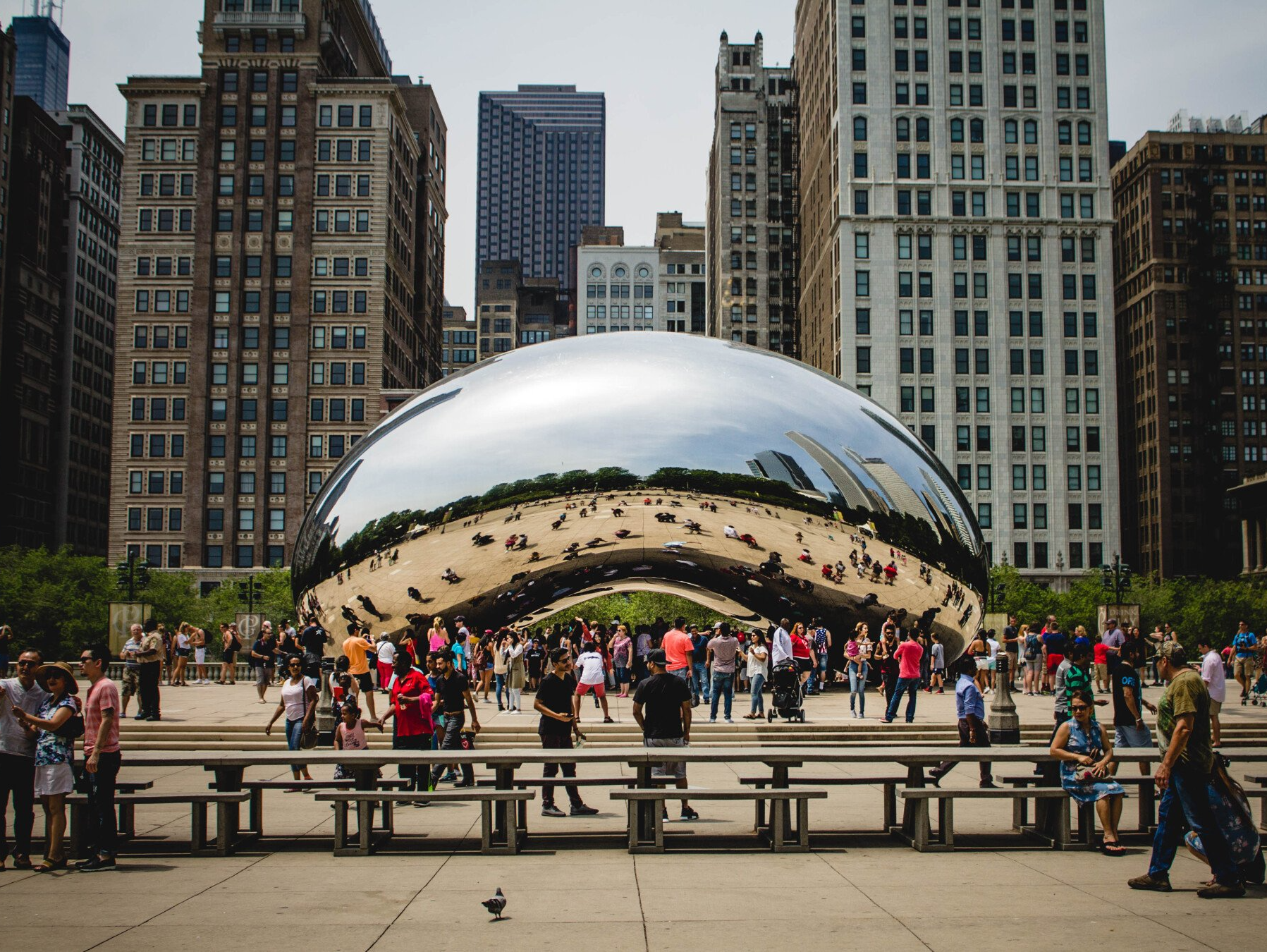 Cloud gate Sculpture in Chicago