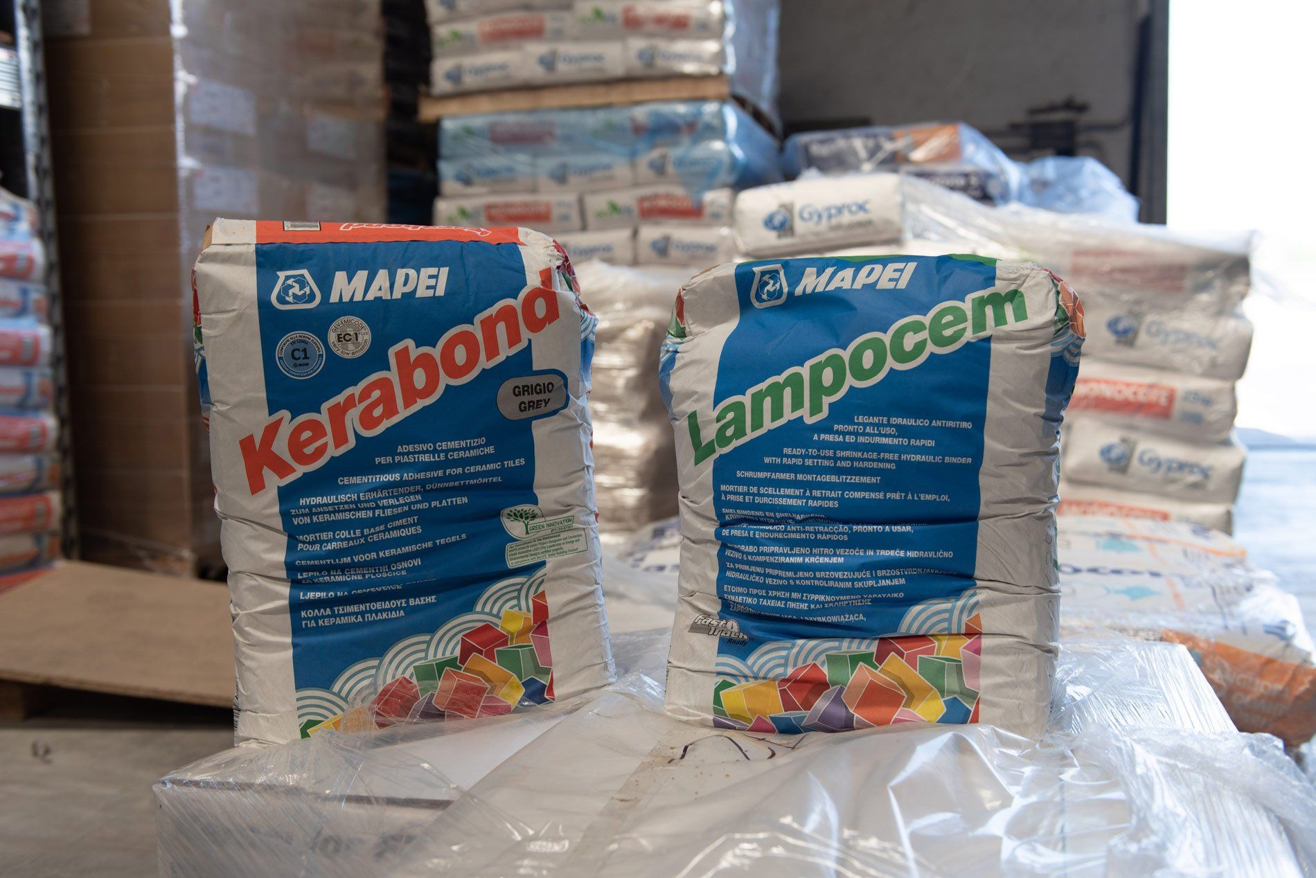 adesivo cementizio e legante idraulico antiritiro