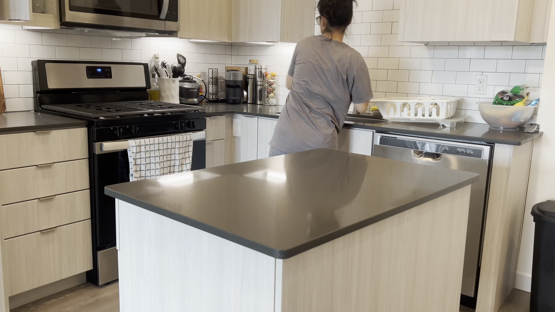 Weekly apartment cleaning in Flatiron Manhattan by Apartment Cleaning Service Long Island City
