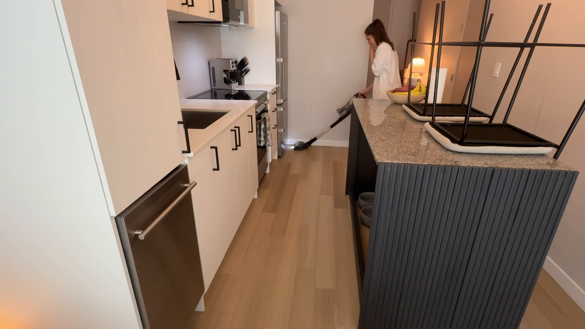 Flatiron District Manhattan apartment cleaning by Long Island City cleaning service