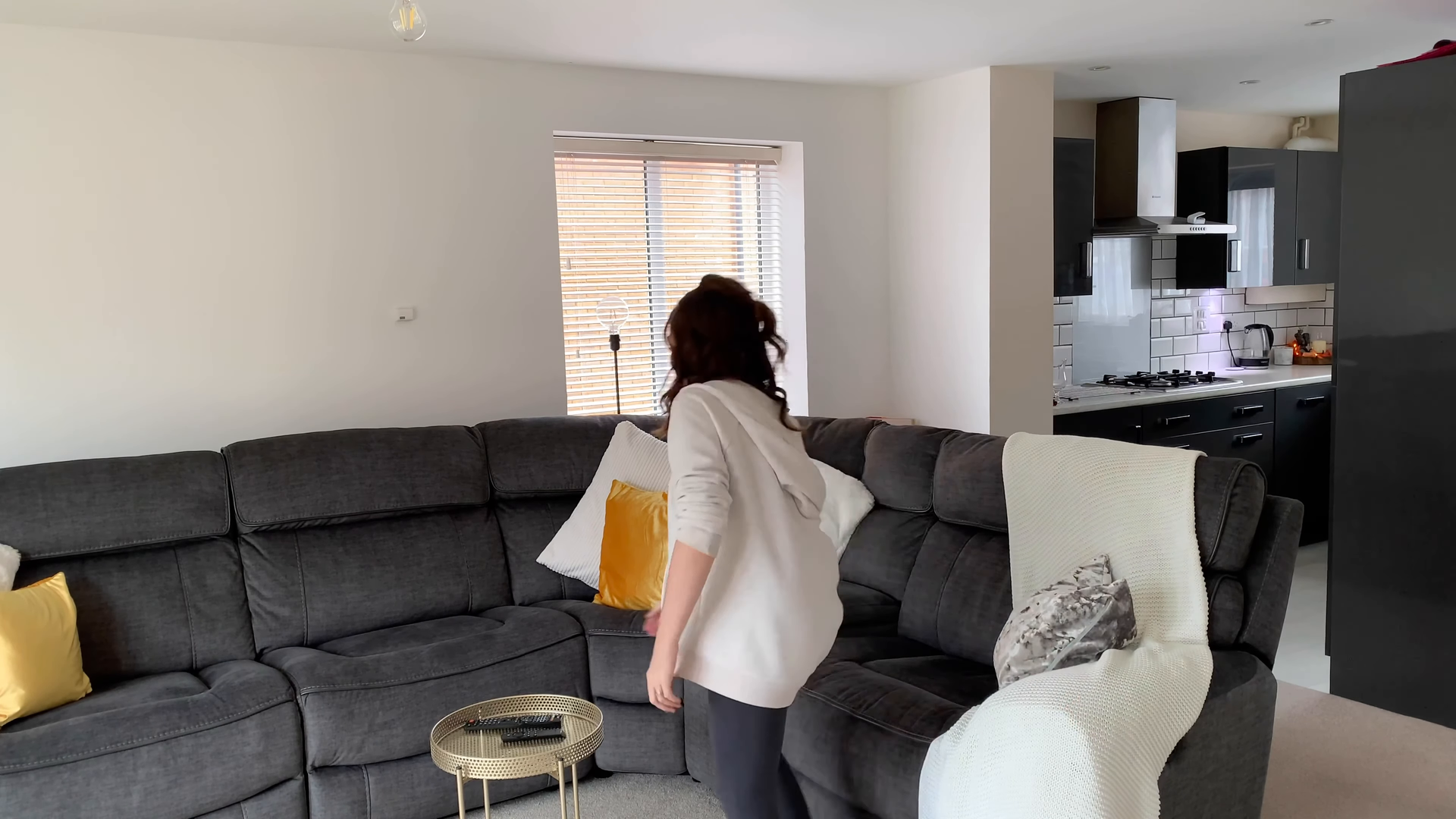 House cleaner detailing a kitchen in Sunset Park Brooklyn