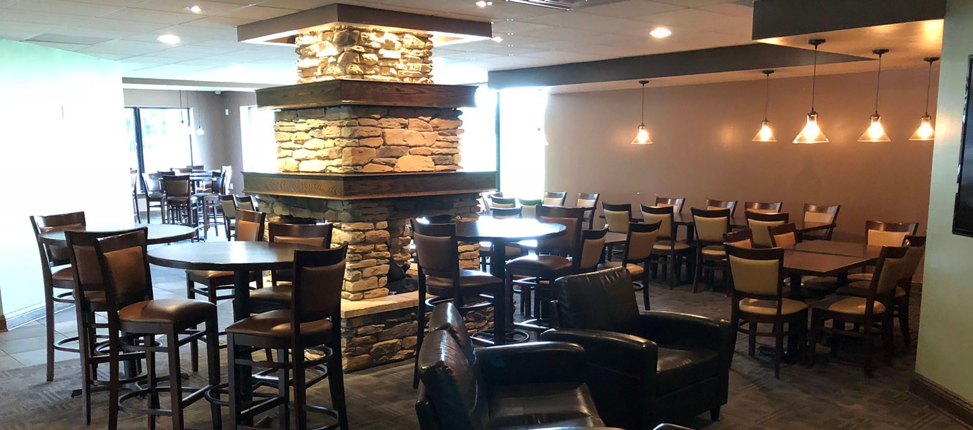 Albtross Bar & Grill