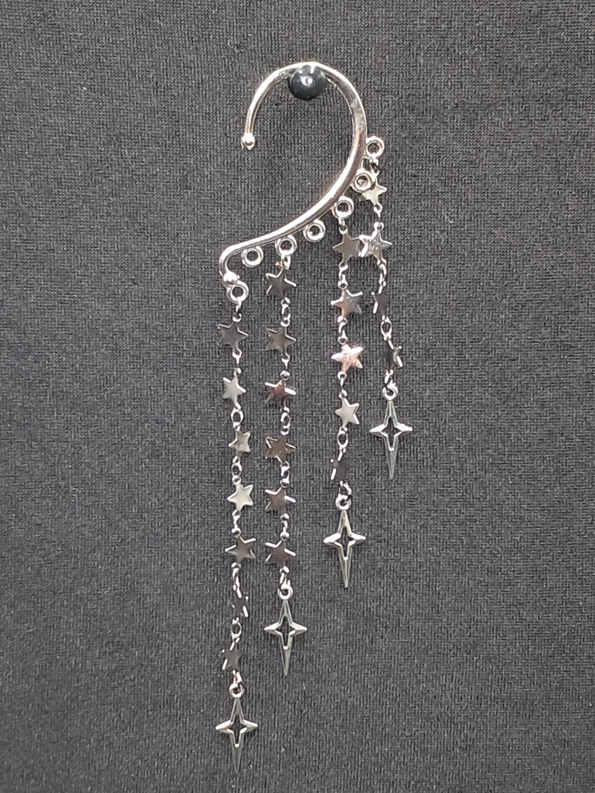 STAR  zilverkleurige earcuff