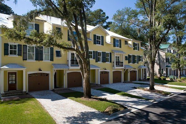 Row of Residential House — Pooler, GA — Holcombe Painting & Wallcovering